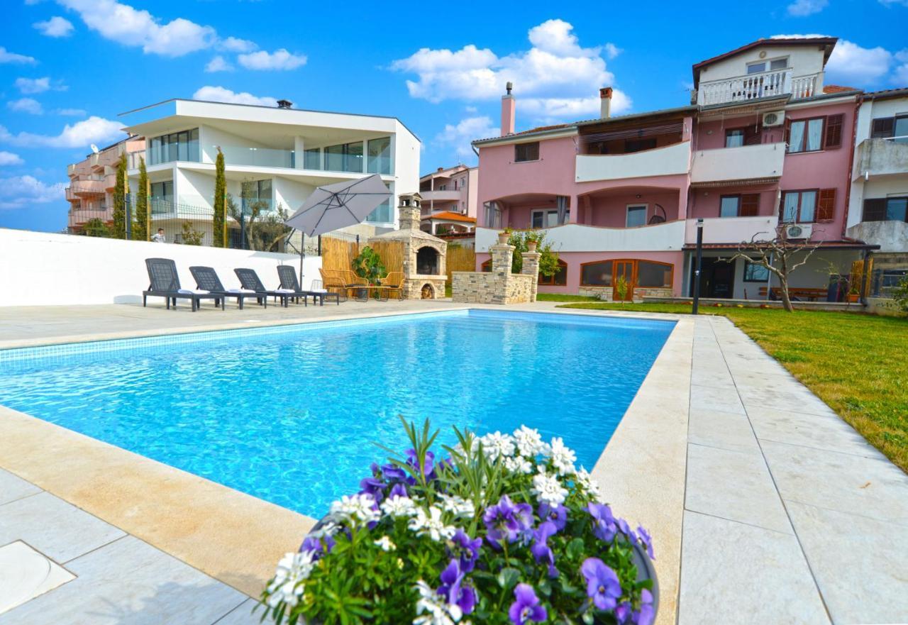 Apartments Violete 742 Pula Ngoại thất bức ảnh
