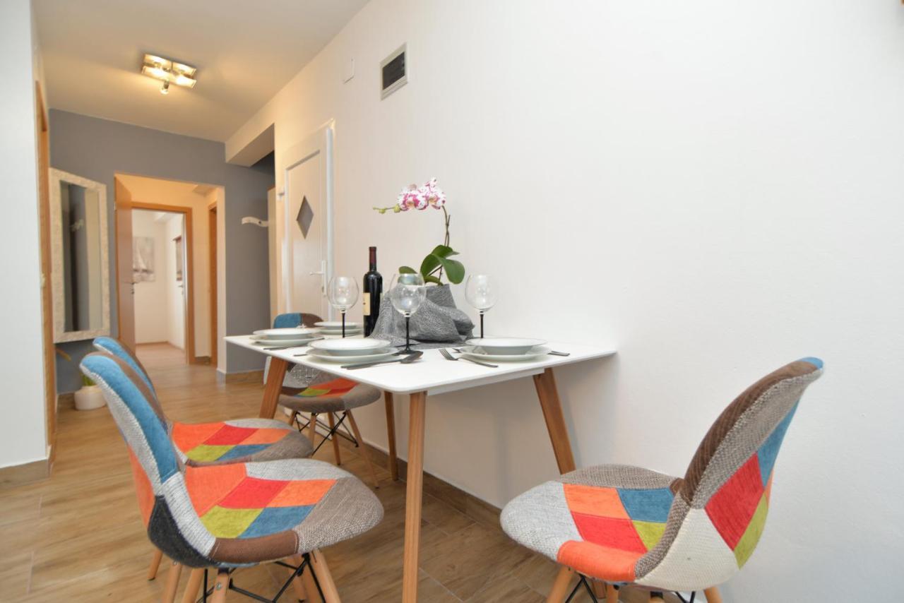 Apartments Violete 742 Pula Ngoại thất bức ảnh