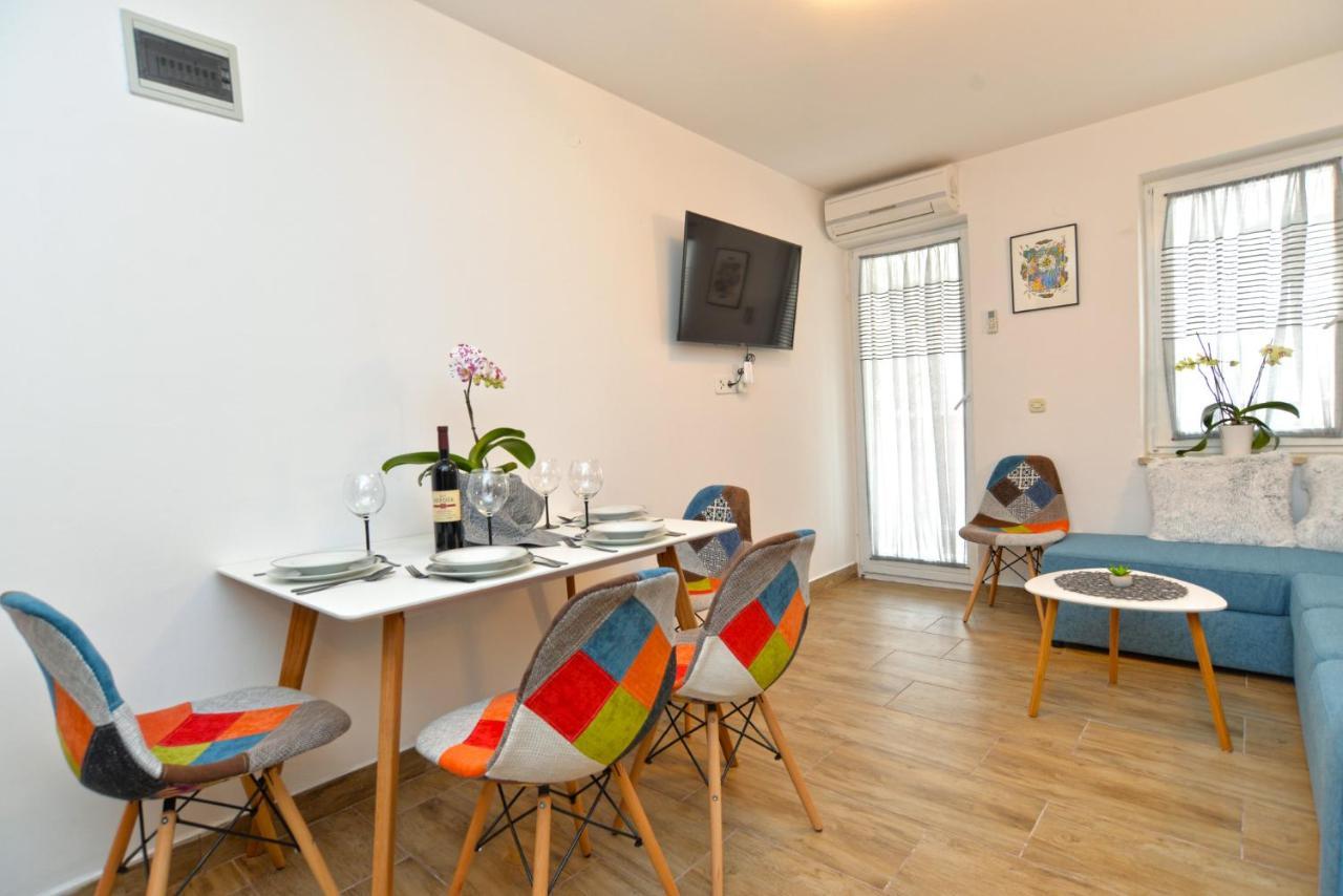 Apartments Violete 742 Pula Ngoại thất bức ảnh