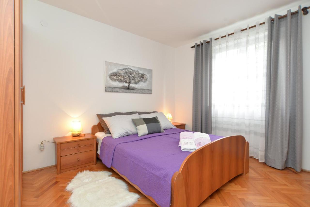 Apartments Violete 742 Pula Ngoại thất bức ảnh