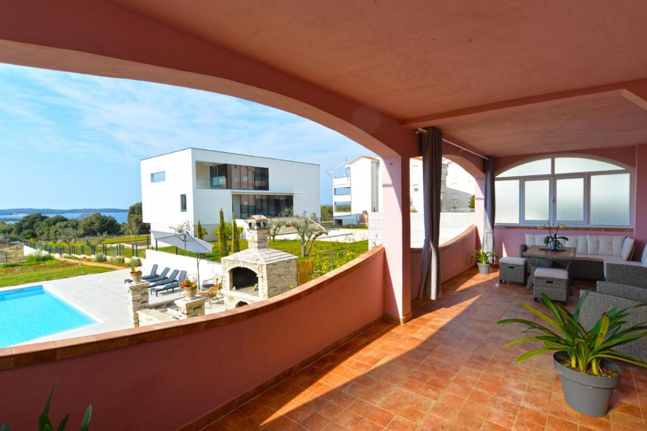 Apartments Violete 742 Pula Ngoại thất bức ảnh