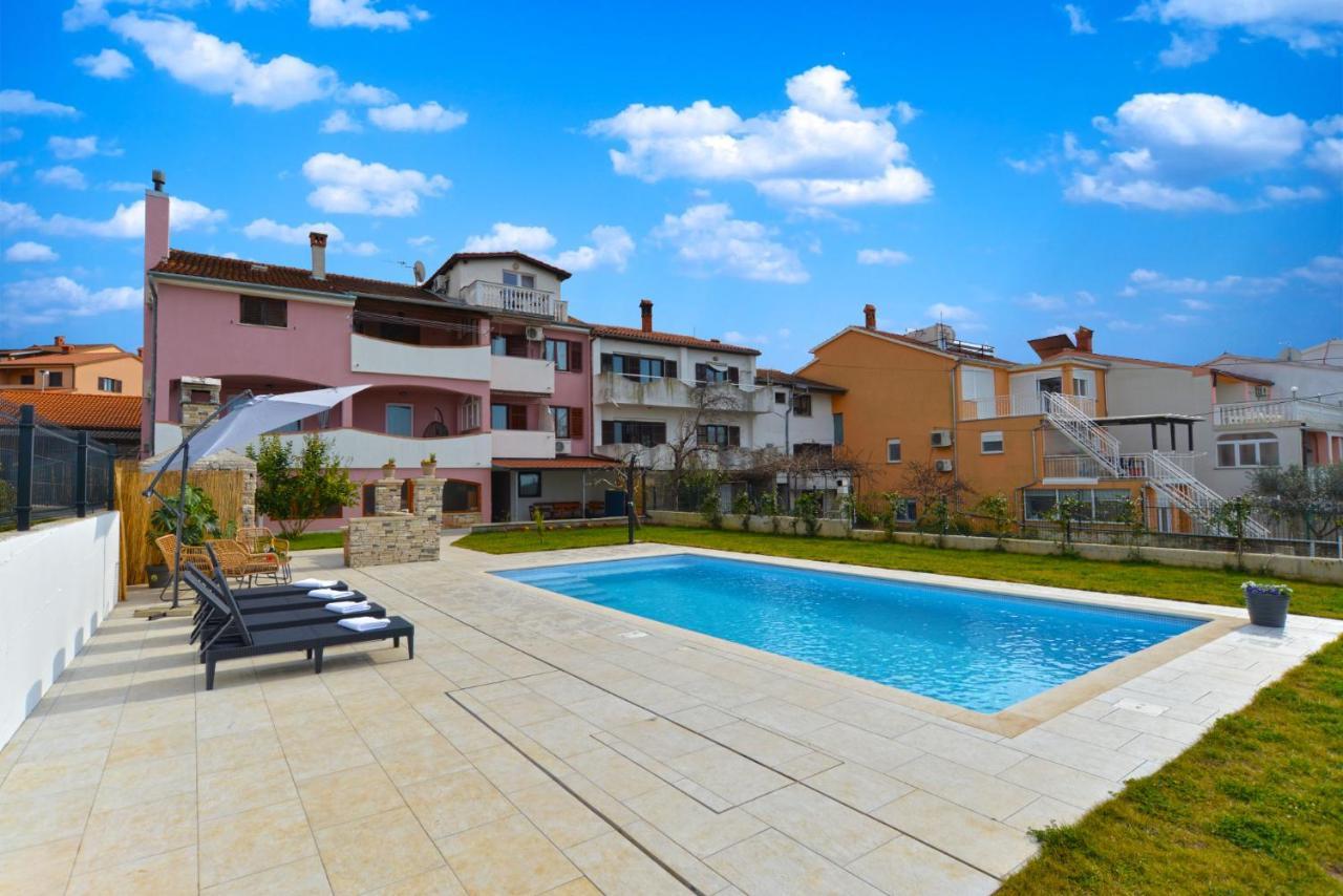 Apartments Violete 742 Pula Ngoại thất bức ảnh