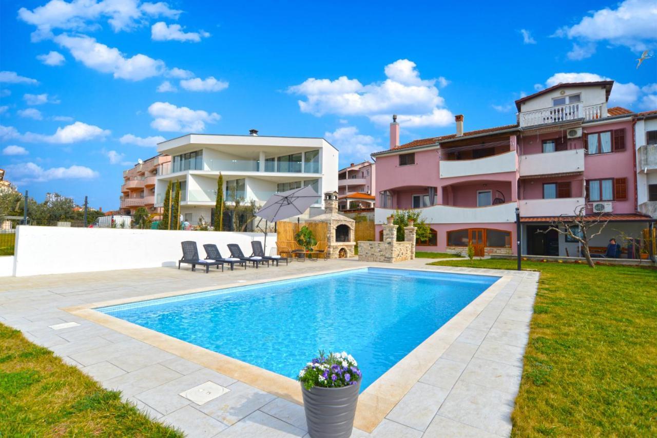 Apartments Violete 742 Pula Ngoại thất bức ảnh